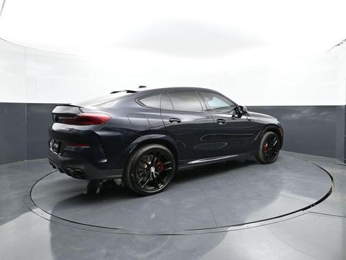 Carbon Black Metallic 2025 BMW X6 M60i
