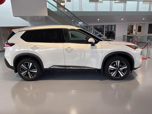 2022 Nissan Rogue Platinum