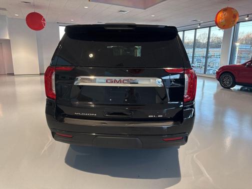 2022 GMC Yukon SLE