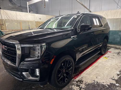 2022 GMC Yukon SLE