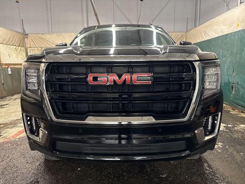 2022 GMC Yukon SLE