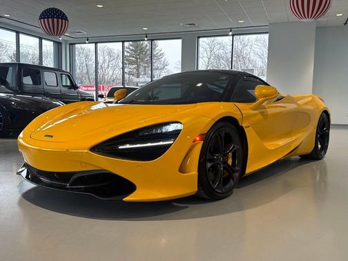 2019 McLaren 720S Base