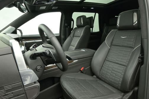 Crystal White Tricoat 2025 Cadillac Escalade Sport Platinum