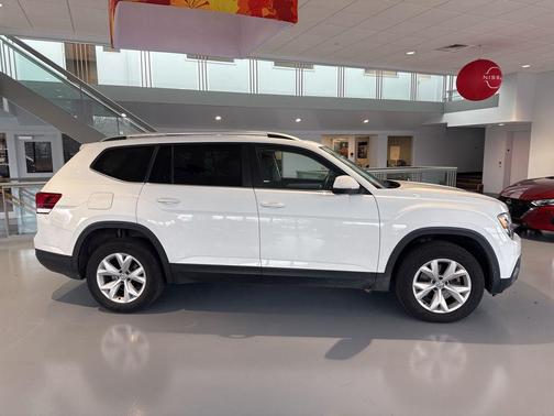 2018 Volkswagen Atlas 3.6L Launch Edition