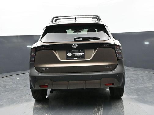 Canyon Bronze Metallic 2026 Nissan Kicks SV