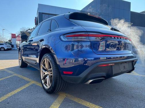 2025 Porsche Macan T