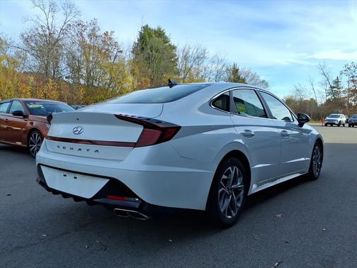 2022 Hyundai SONATA SEL