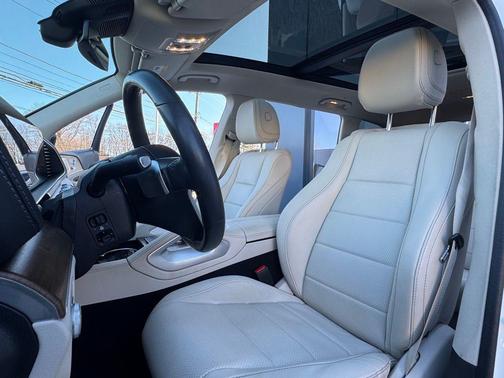 2024 Mercedes-Benz GLS 450 4MATIC