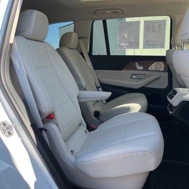 2024 Mercedes-Benz GLS 450 4MATIC