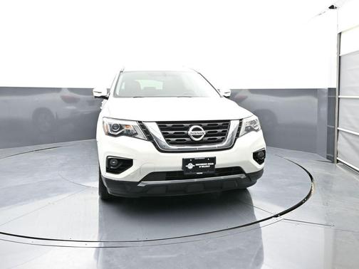 Glacier White 2019 Nissan Pathfinder SL