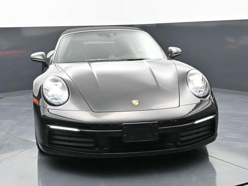 2021 Porsche 911 Carrera