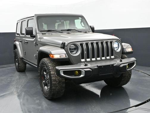 Sting-Gray Clearcoat 2022 Jeep Wrangler Unlimited Sahara