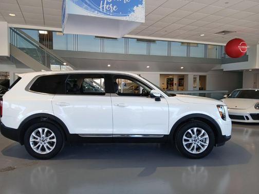 2020 Kia Telluride LX