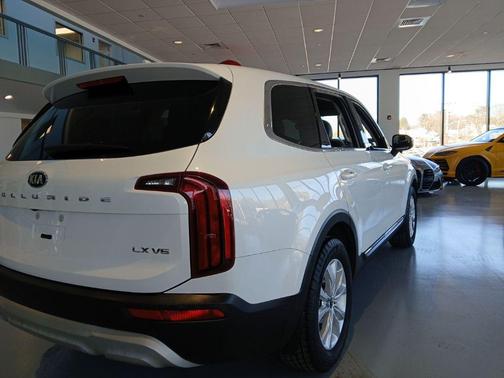 2020 Kia Telluride LX