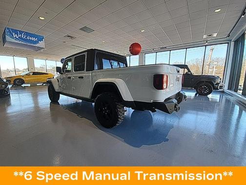 2021 Jeep Gladiator Willys 4x4
