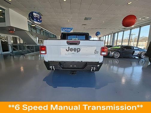 2021 Jeep Gladiator Willys 4x4