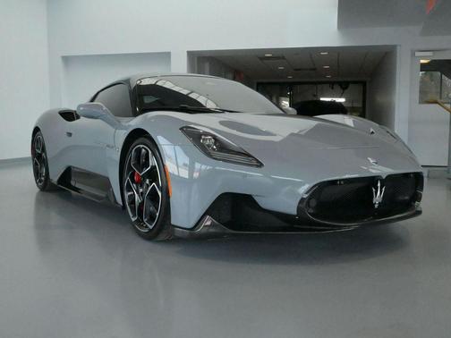 2023 Maserati MC20 Base