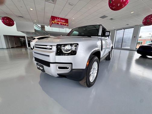 2023 Land Rover Defender 110 S