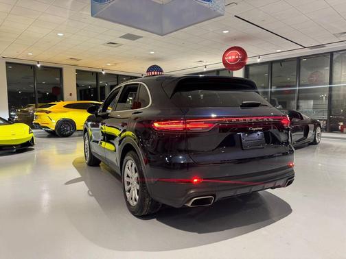 2023 Porsche Cayenne Cayenne