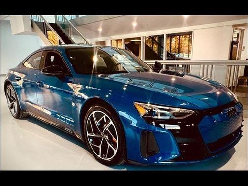 2023 Audi RS e-tron GT quattro