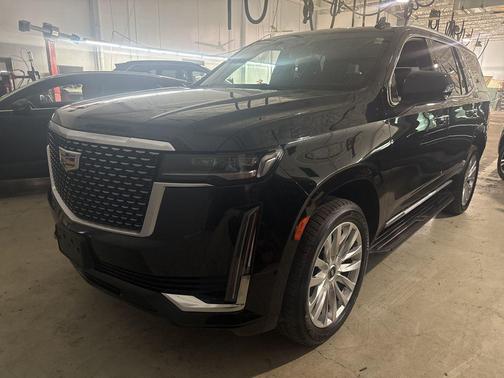 2022 Cadillac Escalade Luxury