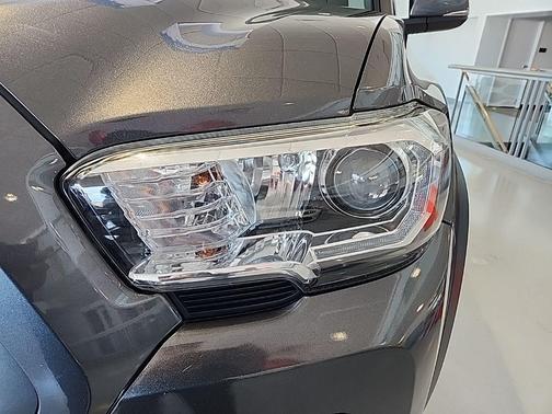 2020 Toyota Tacoma TRD Off Road