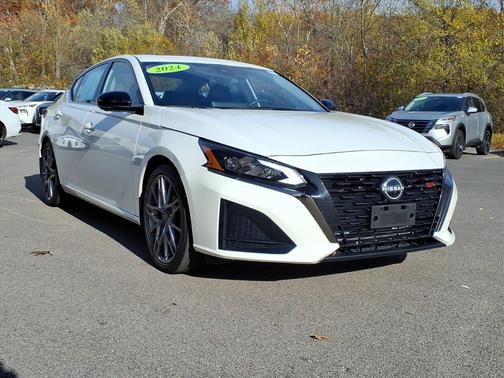 2024 Nissan Altima SR VC-Turbo FWD