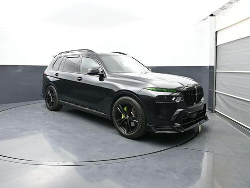 Black Sapphire Metallic 2024 BMW X7 xDrive40i