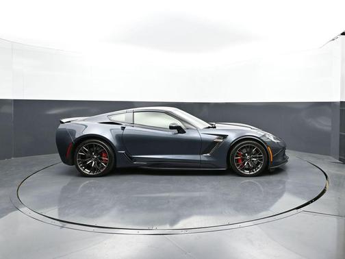 Shadow Gray Metallic 2019 Chevrolet Corvette Z06