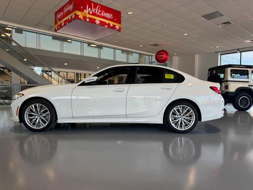 2023 BMW 330 xDrive