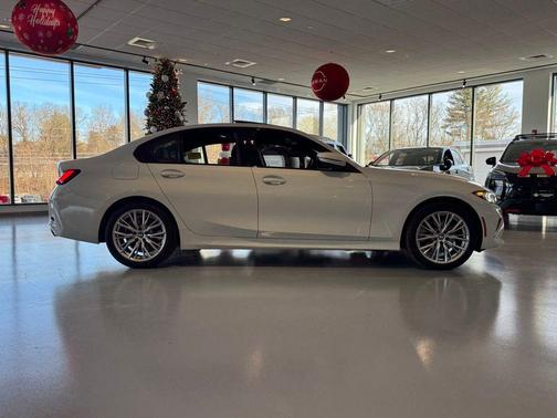 2023 BMW 330 xDrive