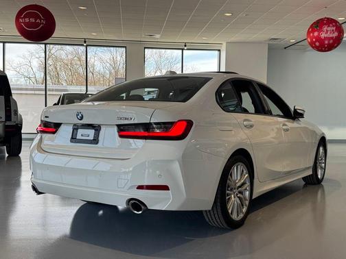 2023 BMW 330 xDrive