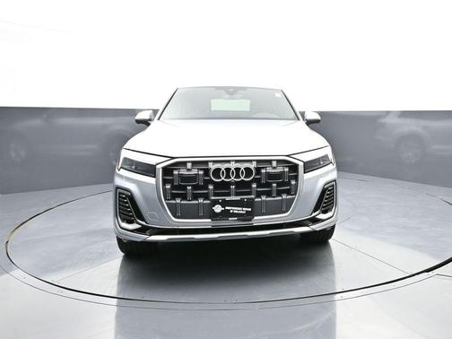 Samurai Gray Metallic 2025 Audi Q7 55 Premium Plus