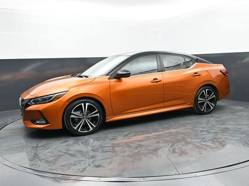 Monarch Orange Metallic/Super Black 2023 Nissan Sentra SR