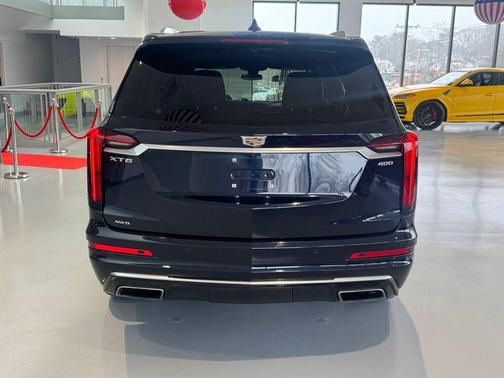 2022 Cadillac XT6 Premium Luxury AWD