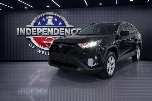 2021 Toyota RAV4 Hybrid LE