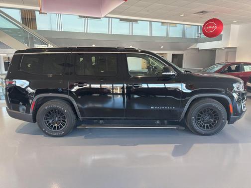 2022 Jeep Wagoneer Series III 4x4