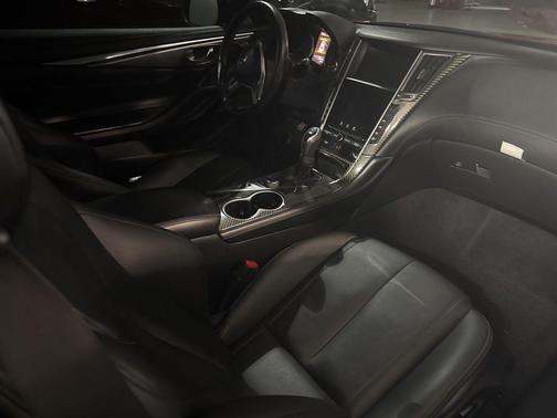 2018 INFINITI Q60 3.0T LUXE