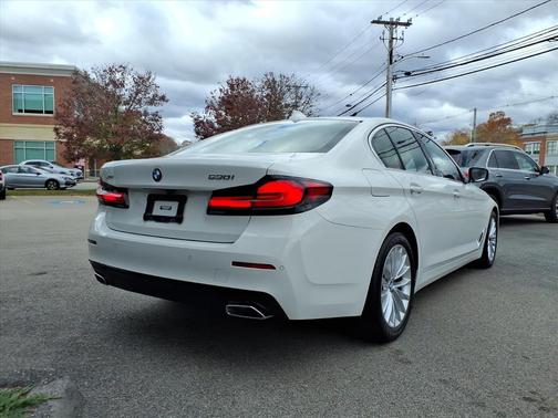 2022 BMW 530 i xDrive