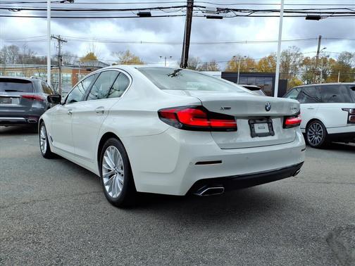 2022 BMW 530 i xDrive