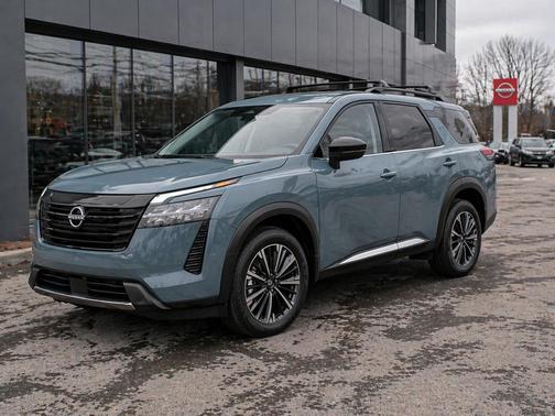Baltic Teal 2026 Nissan Pathfinder Platinum