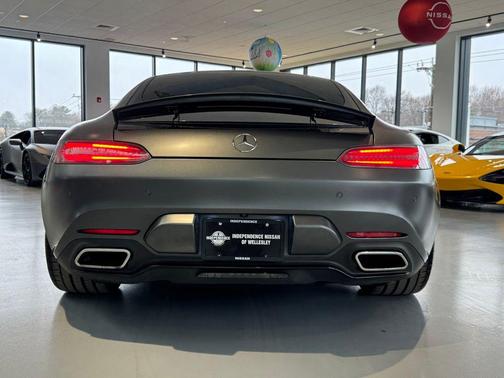 2016 Mercedes-Benz AMG GT S
