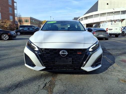 2024 Nissan Altima SR VC-Turbo FWD