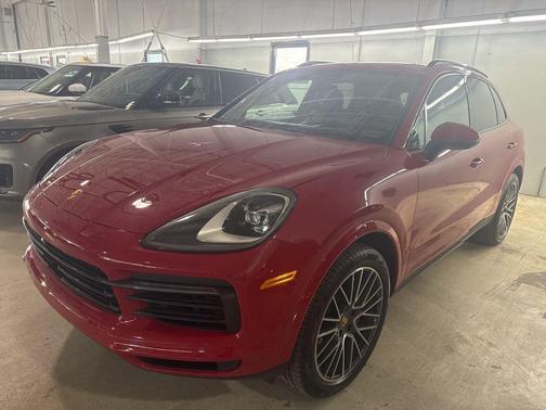 2023 Porsche Cayenne Platinum Edition