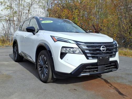 2024 Nissan Rogue Platinum