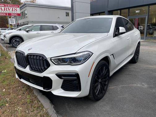 2023 BMW X6 M50i