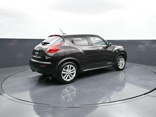 Bordeaux Black 2014 Nissan Juke SV