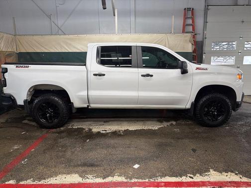2022 Chevrolet Silverado 1500 Custom Trail Boss