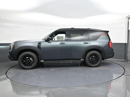 2025 Nissan Armada PRO-4X 4WD