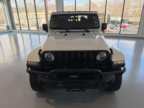 2021 Jeep Gladiator Willys 4x4